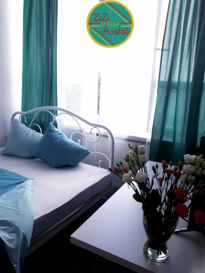 Zizi Central Hostel 바르샤바 외부 사진